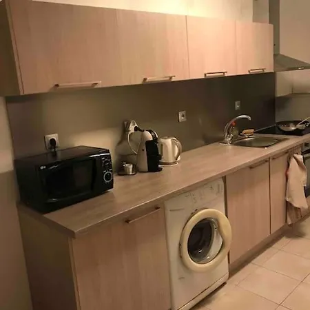 公寓 Bas De Villa, Calme Proche Toutes Commodites. 菲里亚尼